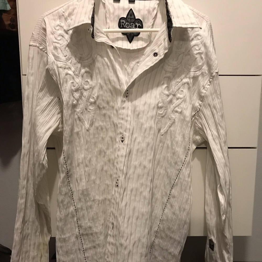 Men’s Long Sleeve Button Down